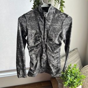 Lululemon woman’s 1/4 zip